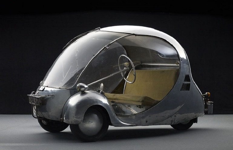 Image - Electric egg is an electric car, one of the electric dream cars by Paul Arzens which he calls L'Œuf électrique, 1942. Paul Arzens was a French designer and fabricator