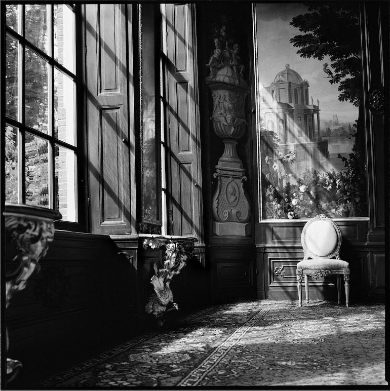 Image: Photograph of the Main Reception Room at Huis van Brienen in Amsterdam Canals taken by Marie-Jeanne van Hövell tot Westerflier- Hidden Beauty