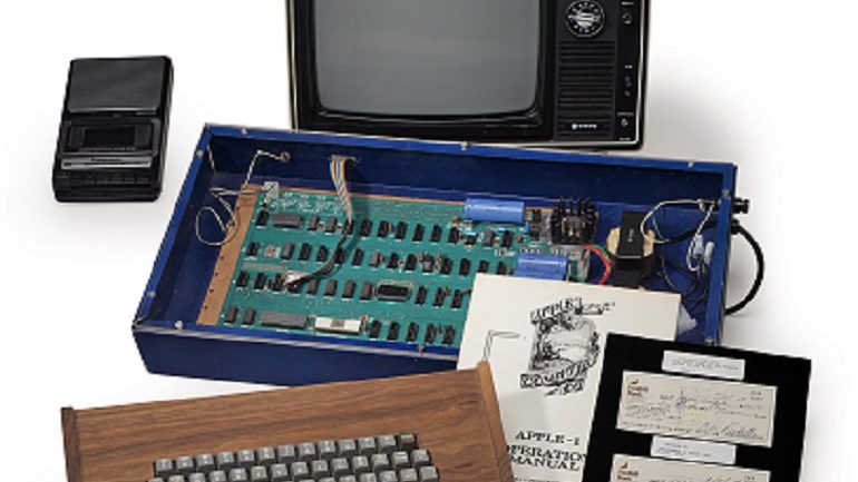 Apple 1 Computer Sold by Steve Jobs for Sale at Christie’s