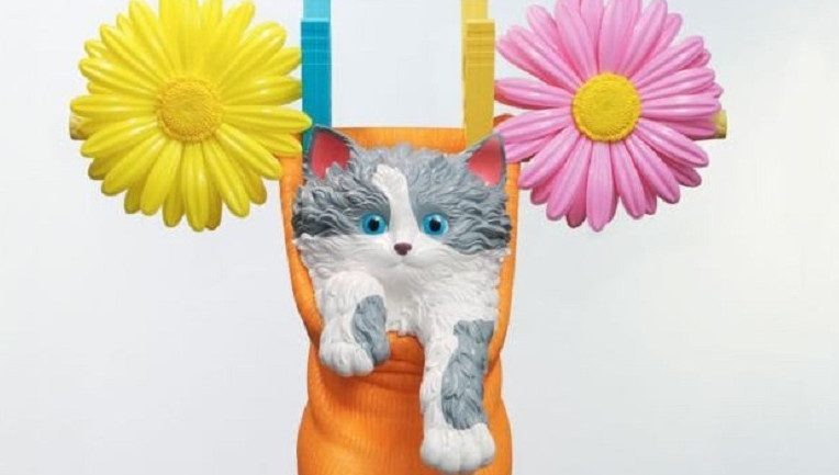 Jeff Koons: ‘Cat on a Clothesline’ at Art Basel