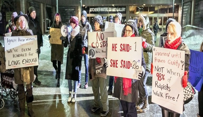 Image: Bill Cosby case draws outside Kitchener's Centre In The Square as Bill Cosby prepares to perform