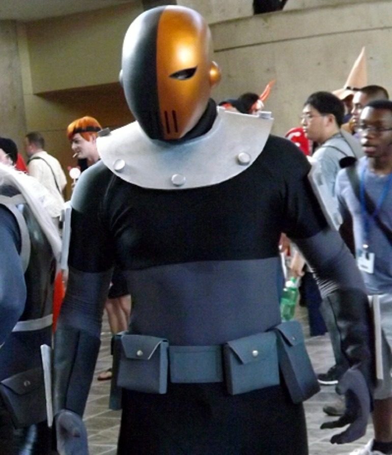 Image: During Cosplay Costume Parade, an Otakon fan shows off his costume - 770 x 433