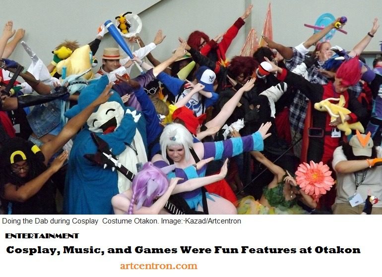 Image: Anime Fans Doing the Dab During Cosplay Costume Parade at Otakon- 770 x 559