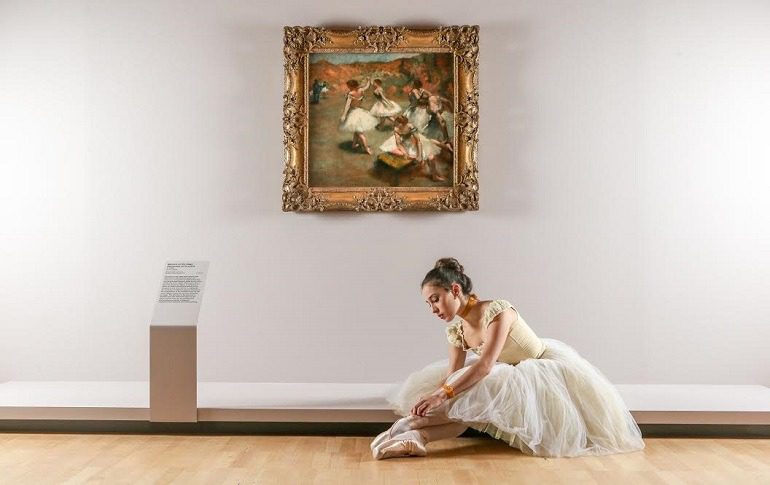 Image: Evie Ferris, Artist of The Australian Ballet, at Degas: A New Vision at NGV International, 2016, gives life to Edgar Degas Dancers' paintings -770 x 485