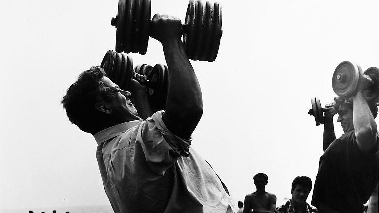 Muscle Beach: Larry Silver Photographs of Santa Monica Fun Days