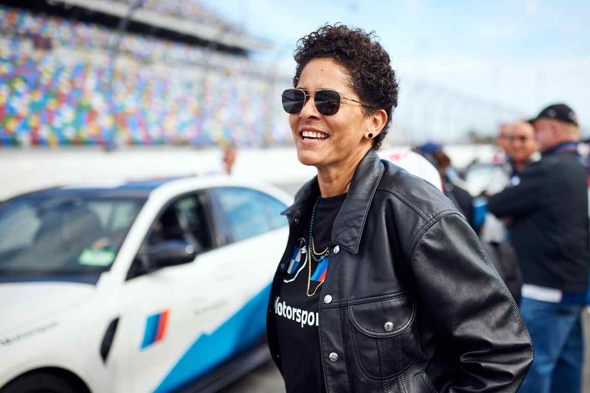 BMW Collaborates with Julie Mehretu for 20th BMW Art Car