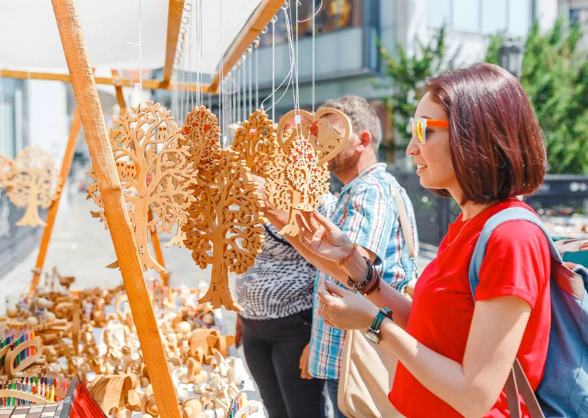 How To Increase the Attendance of Your Outdoor Art Festival
