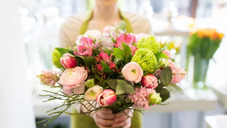 Tips for Arranging Beautiful Flower Bouquets