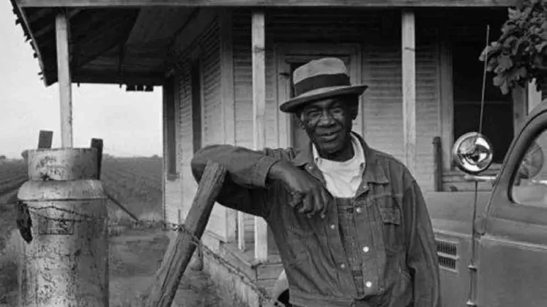 Exploring The Other California: A Photographic Journey by Peter Turnley