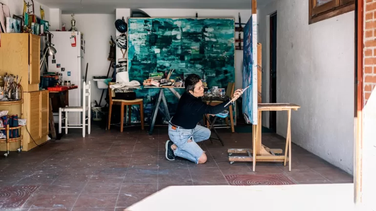 How to Turn Your Garage Into an Art Studio