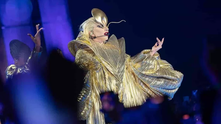 Surrealist Fashion: How Art Turned Dreams into Style