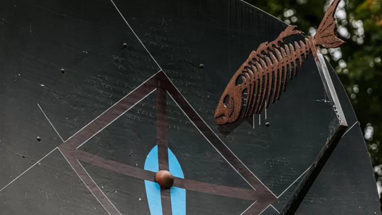 5 Ways To Combine Materials in Mixed-Media Sculptures