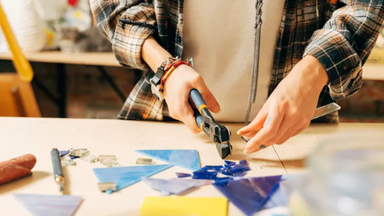 How To Incorporate Recycled Glass Into Your Art