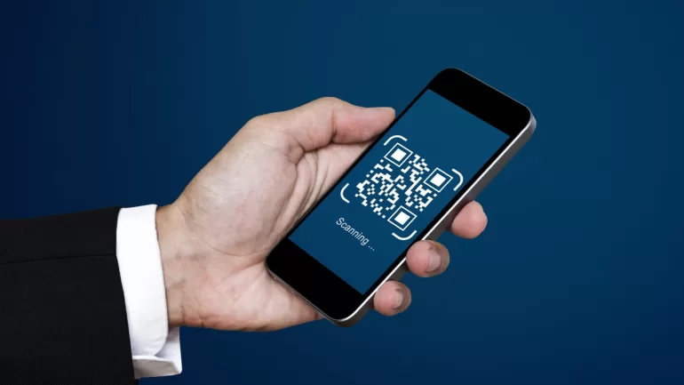 Engaging Visitors With QR Codes on Museum Signage